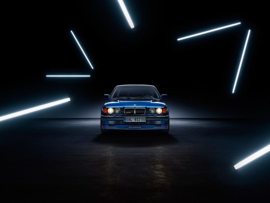  Alpina B12 5.0 (E32) 1988 года  (фото 6 из 12)